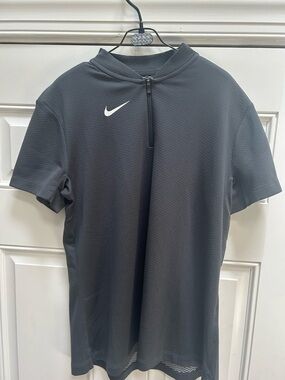 Nike Black Short-Sleeve Half-Zip golf Polo